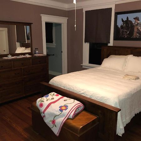 Whooping Crane Manor B & B 락포트 외부 사진